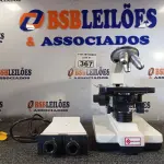 LOTE 367 - 01 MICROSCÓPIO. (NO ESTADO) ATENÇÃO! FAZER A VISITAÇÃO ANTES DE ARREMATAR, NÃO SABEMOS SE FUNCIONA. LEILÃO NÃO TEM GARANTIA E NEM DEVOLUÇÃO, SUJEITO A POSSÍVEIS AVARIAS VISÍVEIS/OCULTAS E/OU AUSÊNCIA DE COMPONENTES.