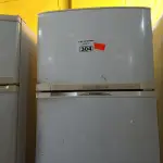 LOTE 304 - 01 GELADEIRA MARCA BRASTEMP 220V. (NO ESTADO) ATENÇÃO! FAZER A VISITAÇÃO ANTES DE ARREMATAR, NÃO SABEMOS SE FUNCIONA. LEILÃO NÃO TEM GARANTIA E NEM DEVOLUÇÃO, SUJEITO A POSSÍVEIS AVARIAS VISÍVEIS/OCULTAS E/OU AUSÊNCIA DE COMPONENTES.