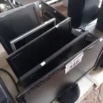 LOTE 346 - 08 MONITORES MARCAS E MODELOS DIVERSOS PARA RETIRADA DE PEÇAS. (NO ESTADO) ATENÇÃO! FAZER A VISITAÇÃO ANTES DE ARREMATAR, NÃO SABEMOS SE FUNCIONA. LEILÃO NÃO TEM GARANTIA E NEM DEVOLUÇÃO, SUJEITO A POSSÍVEIS AVARIAS VISÍVEIS/OCULTAS E/OU AUSÊNCIA DE COMPONENTES.