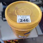LOTE 246 - 01 BALDE DE VEDALIT, ADITIVO PLASTIFICANTE CONCENTRADO PARA ARGAMASSA DE ASSENTAMENTO E REBOCO CONVENCIONAL. (NO ESTADO) ATENÇÃO! FAZER A VISITAÇÃO ANTES DE ARREMATAR, NÃO SABEMOS SE FUNCIONA. LEILÃO NÃO TEM GARANTIA E NEM DEVOLUÇÃO, SUJEITO A POSSÍVEIS AVARIAS VISÍVEIS/OCULTAS E/OU AUSÊNCIA DE COMPONENTES.