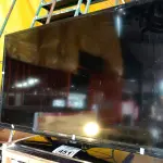 LOTE 451 - 01 TV SAMSUNG 40” POL PARA RETIRADA DE PEÇAS. (NO ESTADO) ATENÇÃO! FAZER A VISITAÇÃO ANTES DE ARREMATAR, NÃO SABEMOS SE FUNCIONA. LEILÃO NÃO TEM GARANTIA E NEM DEVOLUÇÃO, SUJEITO A POSSÍVEIS AVARIAS VISÍVEIS/OCULTAS E/OU AUSÊNCIA DE COMPONENTES.