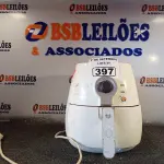 LOTE 397 - 01 FRITADEIRA AIR FRY MARCA PHILIPS 220V. (NO ESTADO) ATENÇÃO! FAZER A VISITAÇÃO ANTES DE ARREMATAR, NÃO SABEMOS SE FUNCIONA. LEILÃO NÃO TEM GARANTIA E NEM DEVOLUÇÃO, SUJEITO A POSSÍVEIS AVARIAS VISÍVEIS/OCULTAS E/OU AUSÊNCIA DE COMPONENTES.