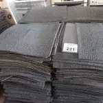 LOTE 221 - 01 LOTE COM GRANDE QUANTIDADE DE TAPETES EMBORRACHADOS ANTICHAMA. (NO ESTADO) ATENÇÃO! FAZER A VISITAÇÃO ANTES DE ARREMATAR, NÃO SABEMOS SE FUNCIONA. LEILÃO NÃO TEM GARANTIA E NEM DEVOLUÇÃO, SUJEITO A POSSÍVEIS AVARIAS VISÍVEIS/OCULTAS E/OU AUSÊNCIA DE COMPONENTES.