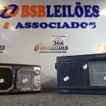 LOTE 364 - 02 RÁDIOS DE ONDAS CURTAS. (NO ESTADO) ATENÇÃO! FAZER A VISITAÇÃO ANTES DE ARREMATAR, NÃO SABEMOS SE FUNCIONA. LEILÃO NÃO TEM GARANTIA E NEM DEVOLUÇÃO, SUJEITO A POSSÍVEIS AVARIAS VISÍVEIS/OCULTAS E/OU AUSÊNCIA DE COMPONENTES.