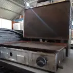 LOTE 222 - 01 CHAPA A GÁS. (NO ESTADO) ATENÇÃO! FAZER A VISITAÇÃO ANTES DE ARREMATAR, NÃO SABEMOS SE FUNCIONA. LEILÃO NÃO TEM GARANTIA E NEM DEVOLUÇÃO, SUJEITO A POSSÍVEIS AVARIAS VISÍVEIS/OCULTAS E/OU AUSÊNCIA DE COMPONENTES.
