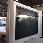 LOTE 360 - 01 TV DE TUBO MARCA SONY. (NO ESTADO) ATENÇÃO! FAZER A VISITAÇÃO ANTES DE ARREMATAR, NÃO SABEMOS SE FUNCIONA. LEILÃO NÃO TEM GARANTIA E NEM DEVOLUÇÃO, SUJEITO A POSSÍVEIS AVARIAS VISÍVEIS/OCULTAS E/OU AUSÊNCIA DE COMPONENTES.