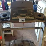 LOTE 438 - 01 ESTEIRA ERGOMÉTRICA 110V. (NO ESTADO) ATENÇÃO! FAZER A VISITAÇÃO ANTES DE ARREMATAR, NÃO SABEMOS SE FUNCIONA. LEILÃO NÃO TEM GARANTIA E NEM DEVOLUÇÃO, SUJEITO A POSSÍVEIS AVARIAS VISÍVEIS/OCULTAS E/OU AUSÊNCIA DE COMPONENTES.