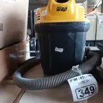 LOTE 349 - 01 ASPIRADOR DE PÓ MARCA WAP 220V. (NO ESTADO) ATENÇÃO! FAZER A VISITAÇÃO ANTES DE ARREMATAR, NÃO SABEMOS SE FUNCIONA. LEILÃO NÃO TEM GARANTIA E NEM DEVOLUÇÃO, SUJEITO A POSSÍVEIS AVARIAS VISÍVEIS/OCULTAS E/OU AUSÊNCIA DE COMPONENTES.