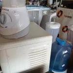 LOTE 252 - 01 PURIFICADOR DE ÁGUA, 03 LIQUIDIFICADORES E 01 UMIDIFICADOR DE AR MARCAS E MODELOS DIVERSOS. (NO ESTADO) ATENÇÃO! FAZER A VISITAÇÃO ANTES DE ARREMATAR, NÃO SABEMOS SE FUNCIONA. LEILÃO NÃO TEM GARANTIA E NEM DEVOLUÇÃO, SUJEITO A POSSÍVEIS AVARIAS VISÍVEIS/OCULTAS E/OU AUSÊNCIA DE COMPONENTES.
