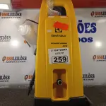 LOTE 259 - 01 LAVADORA DE ALTA PRESSÃO MARCA ELECTROLUX. (NO ESTADO) ATENÇÃO! FAZER A VISITAÇÃO ANTES DE ARREMATAR, NÃO SABEMOS SE FUNCIONA. LEILÃO NÃO TEM GARANTIA E NEM DEVOLUÇÃO, SUJEITO A POSSÍVEIS AVARIAS VISÍVEIS/OCULTAS E/OU AUSÊNCIA DE COMPONENTES.