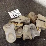 LOTE 147 - 10 MANILHAS/SAPATILHAS PARA CABO DE AÇO. (NO ESTADO) ATENÇÃO! FAZER A VISITAÇÃO ANTES DE ARREMATAR, NÃO SABEMOS SE FUNCIONA. LEILÃO NÃO TEM GARANTIA E NEM DEVOLUÇÃO, SUJEITO A POSSÍVEIS AVARIAS VISÍVEIS/OCULTAS E/OU AUSÊNCIA DE COMPONENTES.