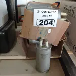 LOTE 204 - 01 LOTE COM VÁRIOS CAPACITORES ANTIGOS MARCAS E MODELOS DIVERSOS. (NO ESTADO) ATENÇÃO! FAZER A VISITAÇÃO ANTES DE ARREMATAR, NÃO SABEMOS SE FUNCIONA. LEILÃO NÃO TEM GARANTIA E NEM DEVOLUÇÃO, SUJEITO A POSSÍVEIS AVARIAS VISÍVEIS/OCULTAS E/OU AUSÊNCIA DE COMPONENTES.