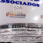 LOTE 010 - 01 ROLO DE CABO FLEXÍVEL 100M 10MM NA COR PRETA.(NO ESTADO) ATENÇÃO! FAZER A VISITAÇÃO ANTES DE ARREMATAR, NÃO SABEMOS SE FUNCIONA. LEILÃO NÃO TEM GARANTIA E NEM DEVOLUÇÃO, SUJEITO A POSSÍVEIS AVARIAS VISÍVEIS/OCULTAS E/OU AUSÊNCIA DE COMPONENTES.