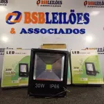 LOTE 144 - 03 REFLETORES DE LED 30W. (NO ESTADO) ATENÇÃO! FAZER A VISITAÇÃO ANTES DE ARREMATAR, NÃO SABEMOS SE FUNCIONA. LEILÃO NÃO TEM GARANTIA E NEM DEVOLUÇÃO, SUJEITO A POSSÍVEIS AVARIAS VISÍVEIS/OCULTAS E/OU AUSÊNCIA DE COMPONENTES.