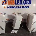 LOTE 056 - 03 LUMINÁRIAS DE EMBUTIR. (NO ESTADO) ATENÇÃO! FAZER A VISITAÇÃO ANTES DE ARREMATAR, NÃO SABEMOS SE FUNCIONA. LEILÃO NÃO TEM GARANTIA E NEM DEVOLUÇÃO, SUJEITO A POSSÍVEIS AVARIAS VISÍVEIS/OCULTAS E/OU AUSÊNCIA DE COMPONENTES.