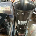 LOTE 283 - 01 LIQUIDIFICADOR INDUSTRIAL MARCA POLI. (NO ESTADO) ATENÇÃO! FAZER A VISITAÇÃO ANTES DE ARREMATAR, NÃO SABEMOS SE FUNCIONA. LEILÃO NÃO TEM GARANTIA E NEM DEVOLUÇÃO, SUJEITO A POSSÍVEIS AVARIAS VISÍVEIS/OCULTAS E/OU AUSÊNCIA DE COMPONENTES.