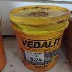 LOTE 239 - 01 BALDE DE VEDALIT, ADITIVO PLASTIFICANTE CONCENTRADO PARA ARGAMASSA DE ASSENTAMENTO E REBOCO CONVENCIONAL 18L. (NO ESTADO) ATENÇÃO! FAZER A VISITAÇÃO ANTES DE ARREMATAR, NÃO SABEMOS SE FUNCIONA. LEILÃO NÃO TEM GARANTIA E NEM DEVOLUÇÃO, SUJEITO A POSSÍVEIS AVARIAS VISÍVEIS/OCULTAS E/OU AUSÊNCIA DE COMPONENTES.