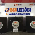 LOTE 236 - 03 LUMINÁRIAS DE EMBUTIR 30X30 PIOLUCE. (NO ESTADO) ATENÇÃO! FAZER A VISITAÇÃO ANTES DE ARREMATAR, NÃO SABEMOS SE FUNCIONA. LEILÃO NÃO TEM GARANTIA E NEM DEVOLUÇÃO, SUJEITO A POSSÍVEIS AVARIAS VISÍVEIS/OCULTAS E/OU AUSÊNCIA DE COMPONENTES.