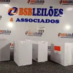 LOTE 053 - 04 LUMINÁRIAS EM ACRÍLICO MARCAS EDIBRAZ. (NO ESTADO) ATENÇÃO! FAZER A VISITAÇÃO ANTES DE ARREMATAR, NÃO SABEMOS SE FUNCIONA. LEILÃO NÃO TEM GARANTIA E NEM DEVOLUÇÃO, SUJEITO A POSSÍVEIS AVARIAS VISÍVEIS/OCULTAS E/OU AUSÊNCIA DE COMPONENTES.