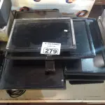 LOTE 279 - 08 MONITORES MARCAS E MODELOS DIVERSOS PARA RETIRADA DE PEÇAS. (NO ESTADO) ATENÇÃO! FAZER A VISITAÇÃO ANTES DE ARREMATAR, NÃO SABEMOS SE FUNCIONA. LEILÃO NÃO TEM GARANTIA E NEM DEVOLUÇÃO, SUJEITO A POSSÍVEIS AVARIAS VISÍVEIS/OCULTAS E/OU AUSÊNCIA DE COMPONENTES.