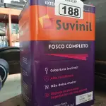 LOTE 188 - 01 LATA DE TINTA SUVINIL EXTERIORES/INTERIORES 18L NA COR FOSCO BRANCO NEVE. (NO ESTADO) ATENÇÃO! FAZER A VISITAÇÃO ANTES DE ARREMATAR, NÃO SABEMOS SE FUNCIONA. LEILÃO NÃO TEM GARANTIA E NEM DEVOLUÇÃO, SUJEITO A POSSÍVEIS AVARIAS VISÍVEIS/OCULTAS E/OU AUSÊNCIA DE COMPONENTES.
