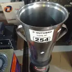 LOTE 254 - 01 LIQUIDIFICADOR INDUSTRIAL MARCA POLI. (NO ESTADO) ATENÇÃO! FAZER A VISITAÇÃO ANTES DE ARREMATAR, NÃO SABEMOS SE FUNCIONA. LEILÃO NÃO TEM GARANTIA E NEM DEVOLUÇÃO, SUJEITO A POSSÍVEIS AVARIAS VISÍVEIS/OCULTAS E/OU AUSÊNCIA DE COMPONENTES.