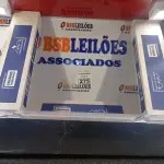 LOTE 275 - 04 LUMINÁRIAS DE EMBUTIR MARCAS EDIBRAZ. (NO ESTADO) ATENÇÃO! FAZER A VISITAÇÃO ANTES DE ARREMATAR, NÃO SABEMOS SE FUNCIONA. LEILÃO NÃO TEM GARANTIA E NEM DEVOLUÇÃO, SUJEITO A POSSÍVEIS AVARIAS VISÍVEIS/OCULTAS E/OU AUSÊNCIA DE COMPONENTES.