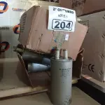 LOTE 204 - 01 LOTE COM VÁRIOS CAPACITORES ANTIGOS MARCAS E MODELOS DIVERSOS. (NO ESTADO) ATENÇÃO! FAZER A VISITAÇÃO ANTES DE ARREMATAR, NÃO SABEMOS SE FUNCIONA. LEILÃO NÃO TEM GARANTIA E NEM DEVOLUÇÃO, SUJEITO A POSSÍVEIS AVARIAS VISÍVEIS/OCULTAS E/OU AUSÊNCIA DE COMPONENTES.