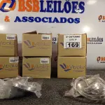LOTE 169 - 06 LUMINÁRIAS PENDENTE FOSCO VITROLUX CÓD. C-003. (NO ESTADO) ATENÇÃO! FAZER A VISITAÇÃO ANTES DE ARREMATAR, NÃO SABEMOS SE FUNCIONA. LEILÃO NÃO TEM GARANTIA E NEM DEVOLUÇÃO, SUJEITO A POSSÍVEIS AVARIAS VISÍVEIS/OCULTAS E/OU AUSÊNCIA DE COMPONENTES.