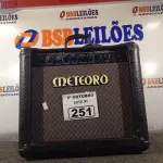 LOTE 251 - 01 CAIXA AMPLIFICADA METEORO. (NO ESTADO) ATENÇÃO! FAZER A VISITAÇÃO ANTES DE ARREMATAR, NÃO SABEMOS SE FUNCIONA. LEILÃO NÃO TEM GARANTIA E NEM DEVOLUÇÃO, SUJEITO A POSSÍVEIS AVARIAS VISÍVEIS/OCULTAS E/OU AUSÊNCIA DE COMPONENTES.