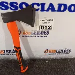 LOTE 012 - 01 MACHADINHA CAÇA E PESCA COM CABO EMBORRACHADO. (NO ESTADO) ATENÇÃO! FAZER A VISITAÇÃO ANTES DE ARREMATAR, NÃO SABEMOS SE FUNCIONA. LEILÃO NÃO TEM GARANTIA E NEM DEVOLUÇÃO, SUJEITO A POSSÍVEIS AVARIAS VISÍVEIS/OCULTAS E/OU AUSÊNCIA DE COMPONENTES.