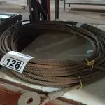 LOTE 128 - 02 ROLOS DE CABO DE AÇO 3/8” SENDO 01 COM 14 E OUTRO COM 19 METROS. (NO ESTADO) ATENÇÃO! FAZER A VISITAÇÃO ANTES DE ARREMATAR, NÃO SABEMOS SE FUNCIONA. LEILÃO NÃO TEM GARANTIA E NEM DEVOLUÇÃO, SUJEITO A POSSÍVEIS AVARIAS VISÍVEIS/OCULTAS E/OU AUSÊNCIA DE COMPONENTES.