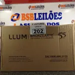 LOTE 202 - 01 PENDENTE SÃO PAULO NA COR BRANCA. (NO ESTADO) ATENÇÃO! FAZER A VISITAÇÃO ANTES DE ARREMATAR, NÃO SABEMOS SE FUNCIONA. LEILÃO NÃO TEM GARANTIA E NEM DEVOLUÇÃO, SUJEITO A POSSÍVEIS AVARIAS VISÍVEIS/OCULTAS E/OU AUSÊNCIA DE COMPONENTES.