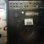 LOTE 255 - 01 CAIXA DE SOM WATTISOM PRC 200. (NO ESTADO) ATENÇÃO! FAZER A VISITAÇÃO ANTES DE ARREMATAR, NÃO SABEMOS SE FUNCIONA. LEILÃO NÃO TEM GARANTIA E NEM DEVOLUÇÃO, SUJEITO A POSSÍVEIS AVARIAS VISÍVEIS/OCULTAS E/OU AUSÊNCIA DE COMPONENTES.