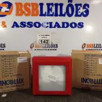 LOTE 142 - 03 PLAFONS DE SOBREPOR 20X20. (NO ESTADO) ATENÇÃO! FAZER A VISITAÇÃO ANTES DE ARREMATAR, NÃO SABEMOS SE FUNCIONA. LEILÃO NÃO TEM GARANTIA E NEM DEVOLUÇÃO, SUJEITO A POSSÍVEIS AVARIAS VISÍVEIS/OCULTAS E/OU AUSÊNCIA DE COMPONENTES.