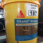 LOTE 187 - 01 BALDE DE SIKANOL ALVENARIA, ADITIVO PLASTIFICANTE PARA ARGAMASSA DE ASSENTAMENTO E REBOCO. (NO ESTADO) ATENÇÃO! FAZER A VISITAÇÃO ANTES DE ARREMATAR, NÃO SABEMOS SE FUNCIONA. LEILÃO NÃO TEM GARANTIA E NEM DEVOLUÇÃO, SUJEITO A POSSÍVEIS AVARIAS VISÍVEIS/OCULTAS E/OU AUSÊNCIA DE COMPONENTES.