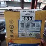 LOTE 133 - 02 CAIXAS DE SIKA TOP 100, REVESTIMENTO IMPERMEABILIZANTE SEMI-FLEXIVEL. (NO ESTADO) ATENÇÃO! FAZER A VISITAÇÃO ANTES DE ARREMATAR, NÃO SABEMOS SE FUNCIONA. LEILÃO NÃO TEM GARANTIA E NEM DEVOLUÇÃO, SUJEITO A POSSÍVEIS AVARIAS VISÍVEIS/OCULTAS E/OU AUSÊNCIA DE COMPONENTES.