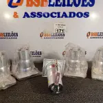 LOTE 171 - 05 LUMINÁRIAS DE EMBUTIR QUADRADA 1XE-27 MF 112 METAL TÉCNICA. (NO ESTADO) ATENÇÃO! FAZER A VISITAÇÃO ANTES DE ARREMATAR, NÃO SABEMOS SE FUNCIONA. LEILÃO NÃO TEM GARANTIA E NEM DEVOLUÇÃO, SUJEITO A POSSÍVEIS AVARIAS VISÍVEIS/OCULTAS E/OU AUSÊNCIA DE COMPONENTES.