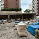 LOTE 383 - ESTRUTURA EM MADEIRA 05 (NO ESTADO)(SÓ PODERÁ RETIRAR 30 DIAS APÓS O TÉRMINO DO LEILÃO)