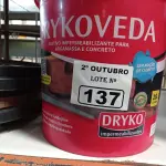 LOTE 137 - 01 BALDE DE DRYKOVEDA, ADITIVO IMPERMEABILIZANTE PARA ARGAMASSA E CONCRETO 18L. (NO ESTADO) ATENÇÃO! FAZER A VISITAÇÃO ANTES DE ARREMATAR, NÃO SABEMOS SE FUNCIONA. LEILÃO NÃO TEM GARANTIA E NEM DEVOLUÇÃO, SUJEITO A POSSÍVEIS AVARIAS VISÍVEIS/OCULTAS E/OU AUSÊNCIA DE COMPONENTES.