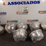 LOTE 141 - 07 LUMINÁRIAS REDONDAS DE EMBUTIR. (NO ESTADO) ATENÇÃO! FAZER A VISITAÇÃO ANTES DE ARREMATAR, NÃO SABEMOS SE FUNCIONA. LEILÃO NÃO TEM GARANTIA E NEM DEVOLUÇÃO, SUJEITO A POSSÍVEIS AVARIAS VISÍVEIS/OCULTAS E/OU AUSÊNCIA DE COMPONENTES.