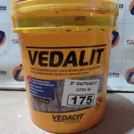 LOTE 175 - 01 BALDE DE VEDALIT, ADITIVO PLASTIFICANTE CONCENTRADO PARA ARGAMASSA DE ASSENTAMENTO E REBOCO CONVENCIONAL 18L. (NO ESTADO) ATENÇÃO! FAZER A VISITAÇÃO ANTES DE ARREMATAR, NÃO SABEMOS SE FUNCIONA. LEILÃO NÃO TEM GARANTIA E NEM DEVOLUÇÃO, SUJEITO A POSSÍVEIS AVARIAS VISÍVEIS/OCULTAS E/OU AUSÊNCIA DE COMPONENTES.