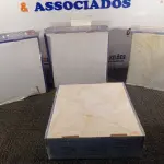 LOTE 282 - 04 LUMINÁRIAS DE EMBUTIR MARCA EDIBRAZ. (NO ESTADO) ATENÇÃO! FAZER A VISITAÇÃO ANTES DE ARREMATAR, NÃO SABEMOS SE FUNCIONA. LEILÃO NÃO TEM GARANTIA E NEM DEVOLUÇÃO, SUJEITO A POSSÍVEIS AVARIAS VISÍVEIS/OCULTAS E/OU AUSÊNCIA DE COMPONENTES.