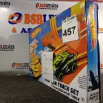 LOTE 457 - 01 PISTA HOT WHEELS. (NO ESTADO) ATENÇÃO! FAZER A VISITAÇÃO ANTES DE ARREMATAR, NÃO SABEMOS SE FUNCIONA. LEILÃO NÃO TEM GARANTIA E NEM DEVOLUÇÃO, SUJEITO A POSSÍVEIS AVARIAS VISÍVEIS/OCULTAS E/OU AUSÊNCIA DE COMPONENTES.