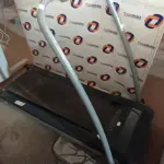 LOTE 534 - 01 ESTEIRA ERGOMÉTRICA MARCA CALOI. (NO ESTADO) ATENÇÃO! FAZER A VISITAÇÃO ANTES DE ARREMATAR, NÃO SABEMOS SE FUNCIONA. LEILÃO NÃO TEM GARANTIA E NEM DEVOLUÇÃO, SUJEITO A POSSÍVEIS AVARIAS VISÍVEIS/OCULTAS E/OU AUSÊNCIA DE COMPONENTES.