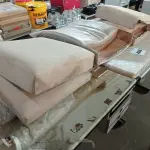 LOTE 488 - 01 LOTE COM VÁRIAS PEÇAS DE MOVEIS DESMONTADAS. (NO ESTADO) ATENÇÃO! FAZER A VISITAÇÃO ANTES DE ARREMATAR, NÃO SABEMOS SE FUNCIONA. LEILÃO NÃO TEM GARANTIA E NEM DEVOLUÇÃO, SUJEITO A POSSÍVEIS AVARIAS VISÍVEIS/OCULTAS E/OU AUSÊNCIA DE COMPONENTES.