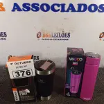LOTE 376 - 01 KIT COPO + GARRAFA TÉRMICOS. (NO ESTADO) ATENÇÃO! FAZER A VISITAÇÃO ANTES DE ARREMATAR, NÃO SABEMOS SE FUNCIONA. LEILÃO NÃO TEM GARANTIA E NEM DEVOLUÇÃO, SUJEITO A POSSÍVEIS AVARIAS VISÍVEIS/OCULTAS E/OU AUSÊNCIA DE COMPONENTES.