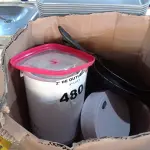 LOTE 480 - 01 LOTE COM VÁRIAS BANDEJAS PLÁSTICAS E MATERIAIS DIVERSOS. (NO ESTADO) ATENÇÃO! FAZER A VISITAÇÃO ANTES DE ARREMATAR, NÃO SABEMOS SE FUNCIONA. LEILÃO NÃO TEM GARANTIA E NEM DEVOLUÇÃO, SUJEITO A POSSÍVEIS AVARIAS VISÍVEIS/OCULTAS E/OU AUSÊNCIA DE COMPONENTES.