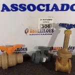 LOTE 306 - 01 REGISTRO BRUTO DE GAVETA 1.1/4”, 01 REGISTRO ESFERA DE PVC SOLDÁVEL 60MM COM UNIÃO E 01 REGISTRO ESFERA DE PVC SOLDÁVEL 50MM COM UNIÃO. (NO ESTADO) ATENÇÃO! FAZER A VISITAÇÃO ANTES DE ARREMATAR, NÃO SABEMOS SE FUNCIONA. LEILÃO NÃO TEM GARANTIA E NEM DEVOLUÇÃO, SUJEITO A POSSÍVEIS AVARIAS VISÍVEIS/OCULTAS E/OU AUSÊNCIA DE COMPONENTES.