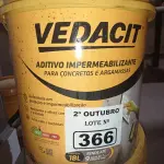 LOTE 366 - 01 BALDE DE VEDACIT, ADITIVO IMPERMEABILIZANTE PARA CONCRETOS E ARGAMASSAS 18L. (NO ESTADO) ATENÇÃO! FAZER A VISITAÇÃO ANTES DE ARREMATAR, NÃO SABEMOS SE FUNCIONA. LEILÃO NÃO TEM GARANTIA E NEM DEVOLUÇÃO, SUJEITO A POSSÍVEIS AVARIAS VISÍVEIS/OCULTAS E/OU AUSÊNCIA DE COMPONENTES.